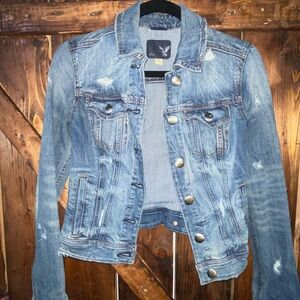 American Eagle Outfitters Light Blue Denim Jacket
